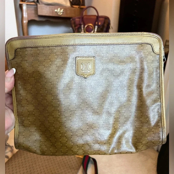 Celine Handbags - Celine Vintage Clutch